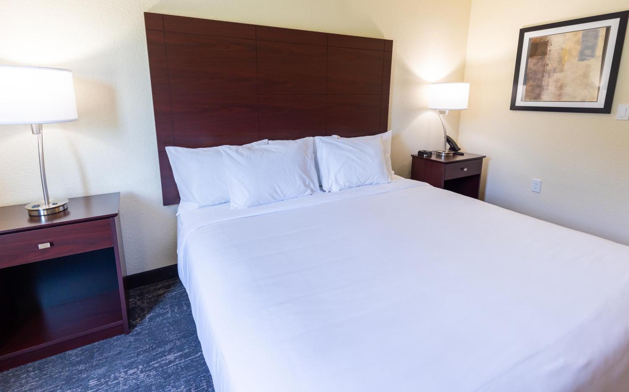 Cobblestone Inn & Suites - Winters Esterno foto