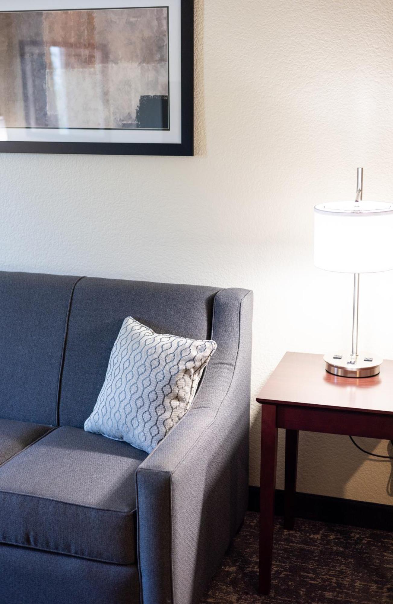 Cobblestone Inn & Suites - Winters Esterno foto