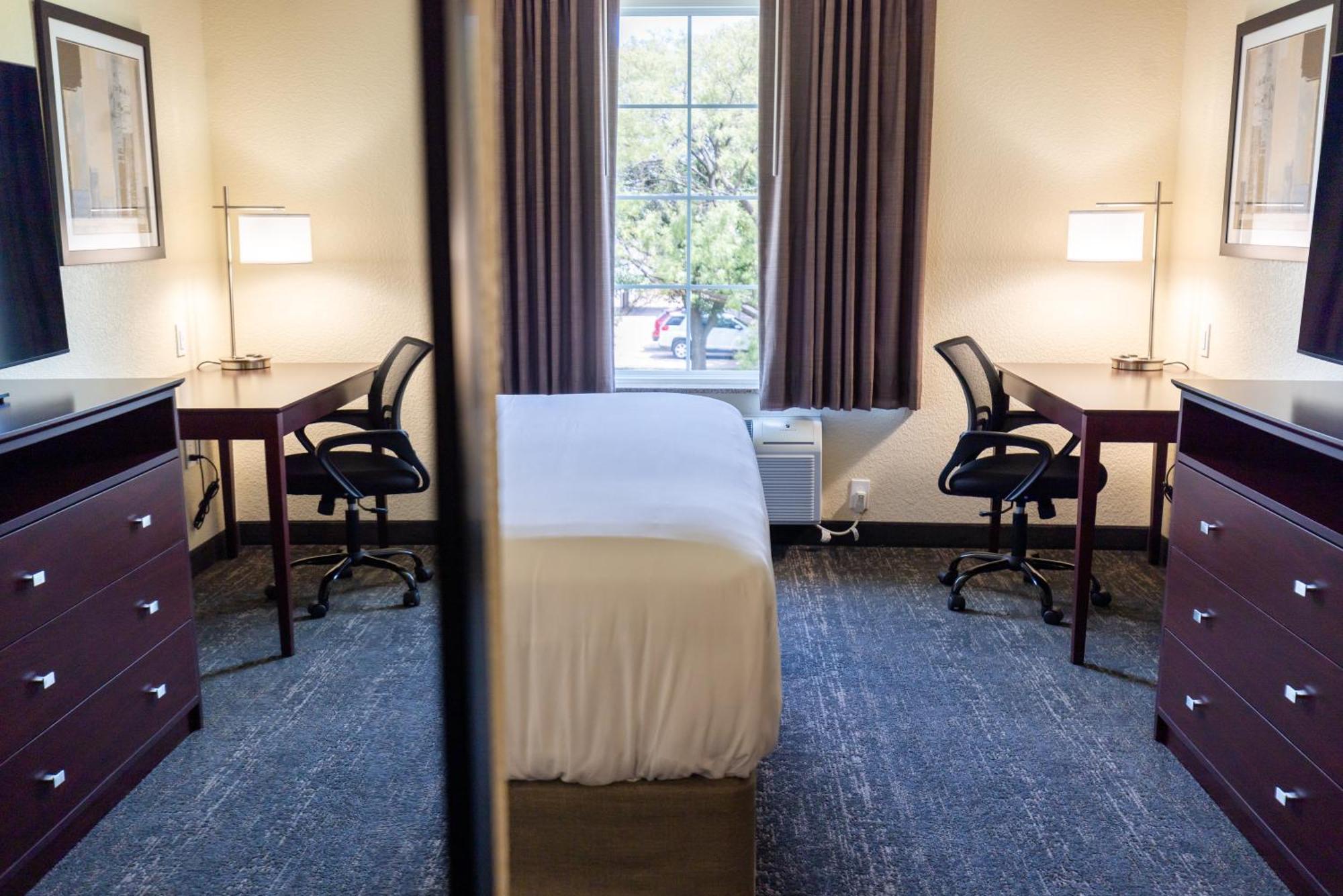 Cobblestone Inn & Suites - Winters Esterno foto